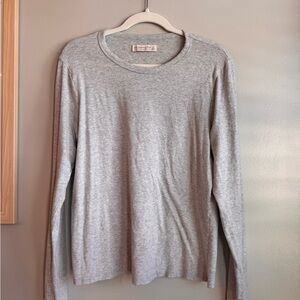 Abercrombie & Fitch Light Gray Crewneck long sleeve